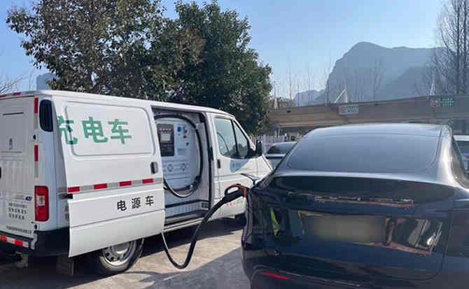 泸县汽车搭电